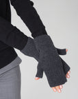 Ribbed knit wrist warmers - Nuan Cashmere - classic - elegant - cashmere