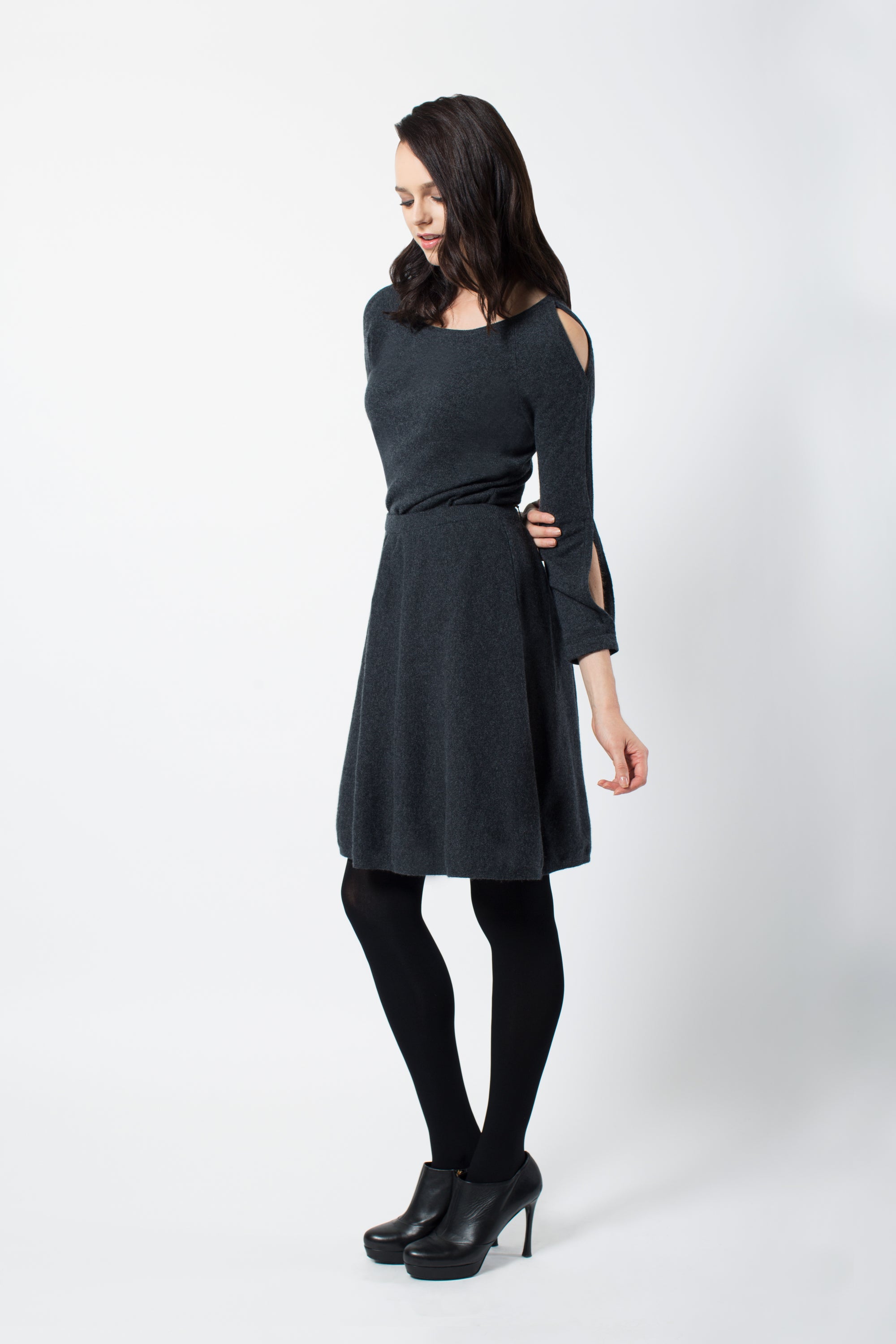 Eyelet Top - Nuan Cashmere - classic - elegant - cashmere