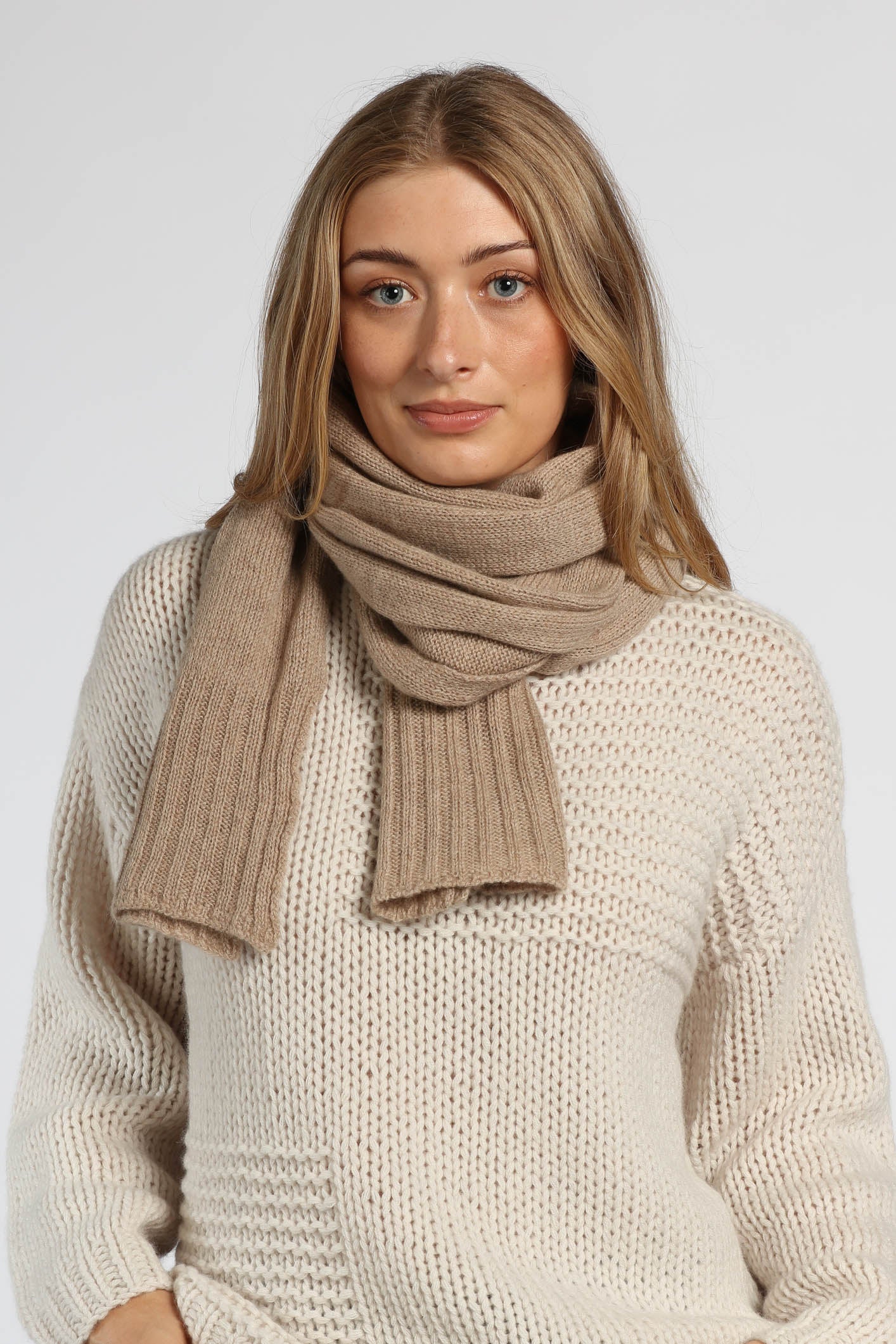 Ribbed Cashmere Scarf