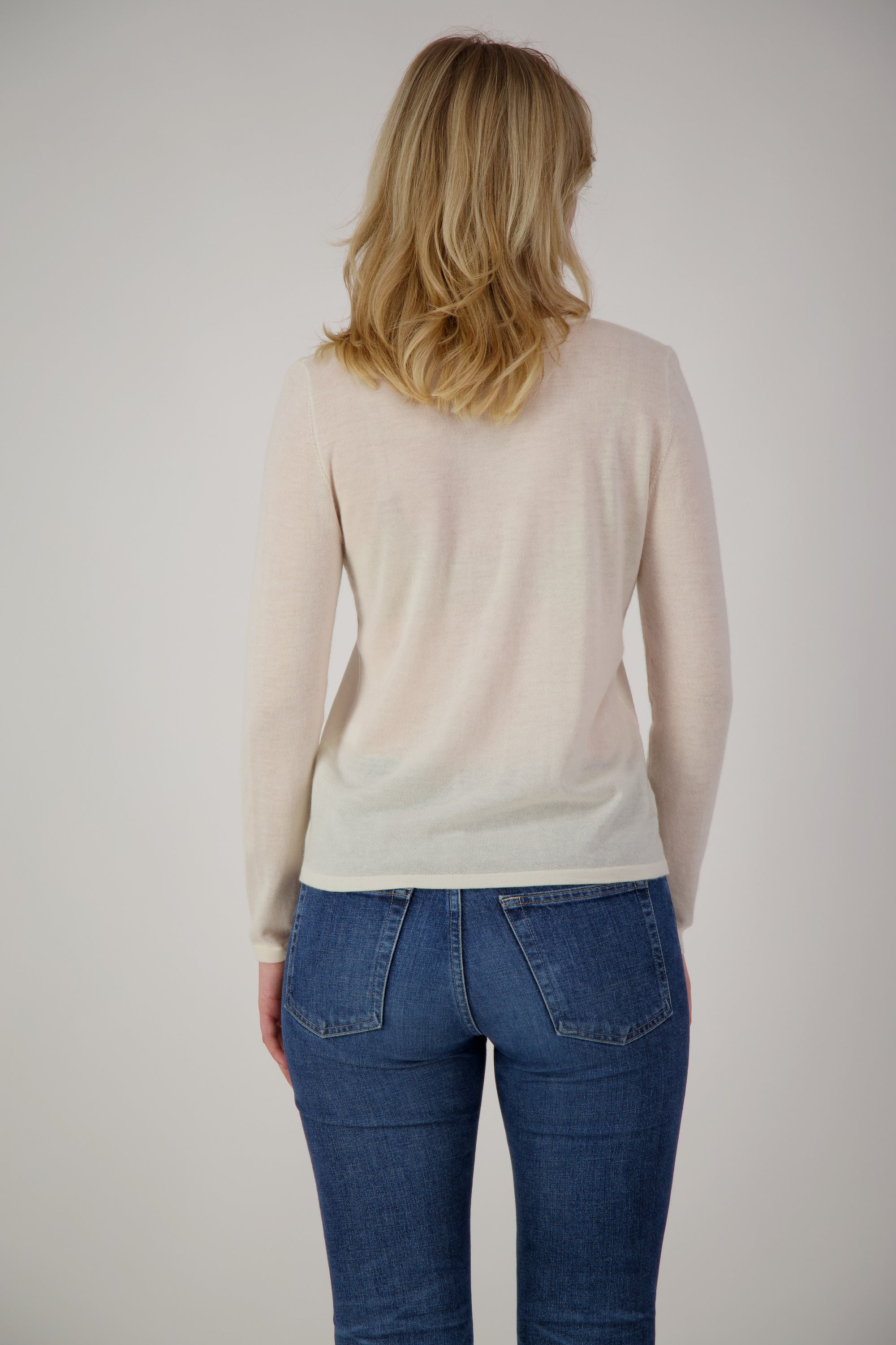 Worsted Cashmere Crew Neck - Nuan Cashmere - classic - elegant - cashmere