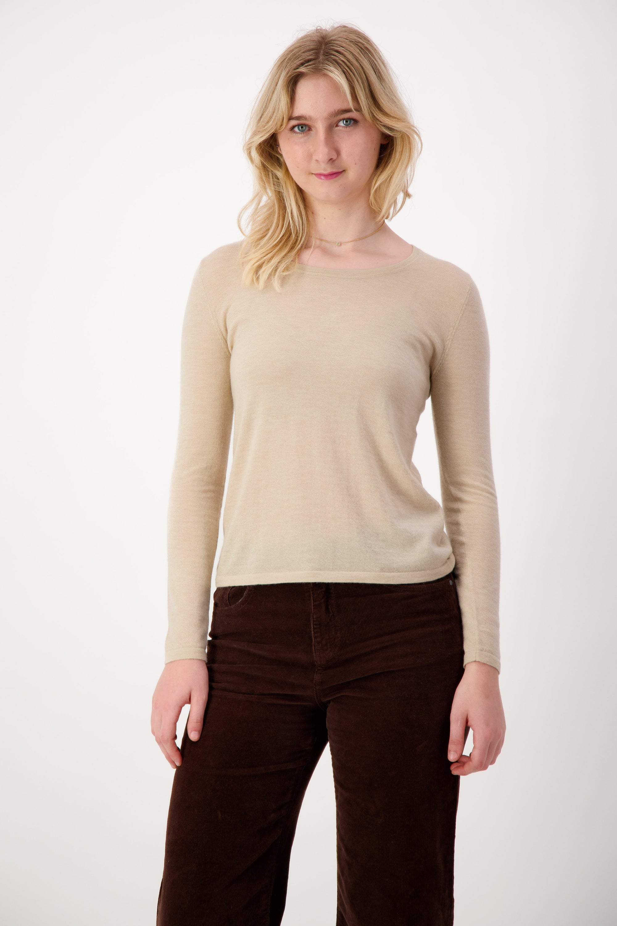 Worsted Cashmere Crew Neck - Nuan Cashmere - classic - elegant - cashmere