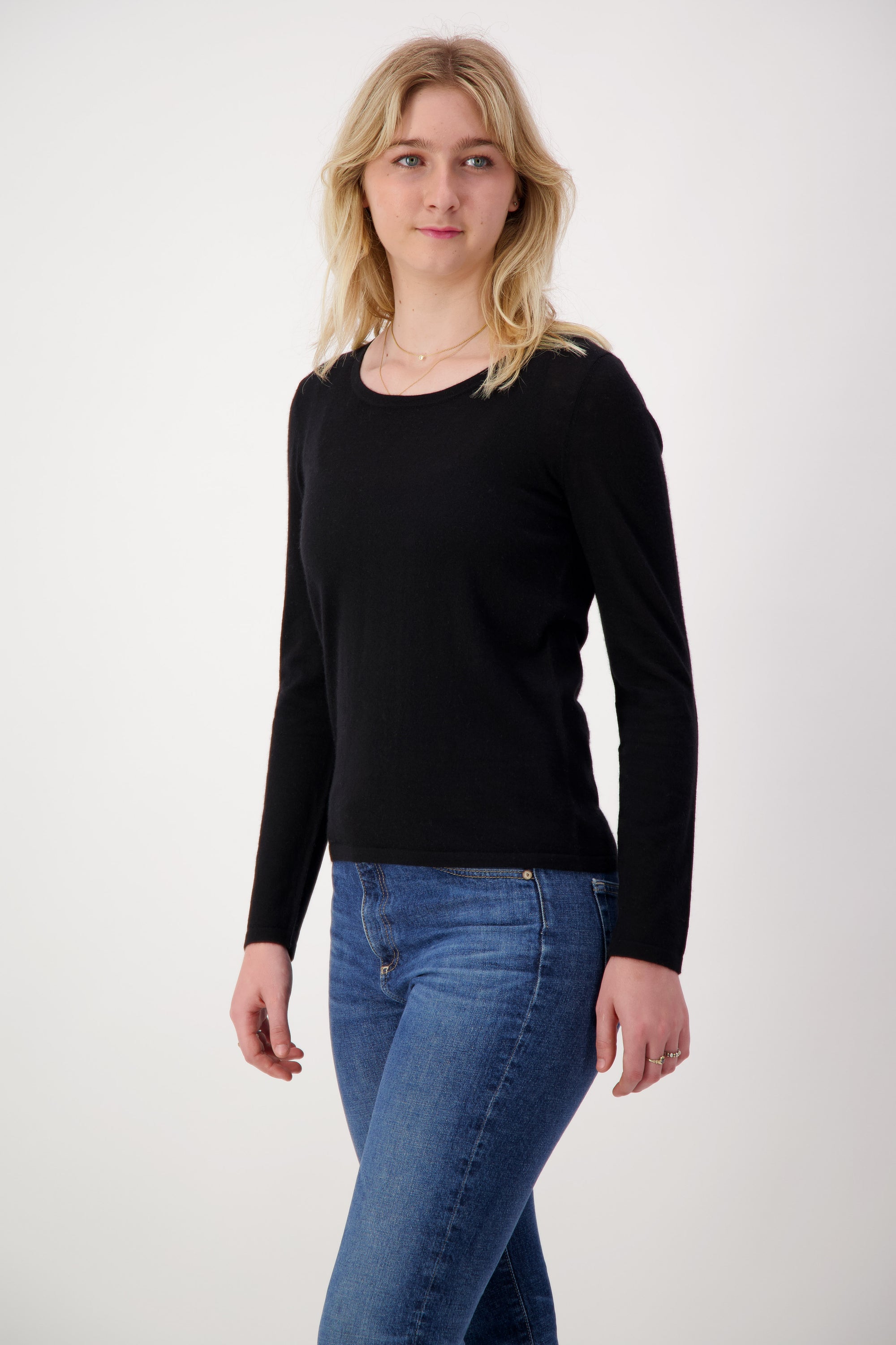 Worsted Cashmere Crew Neck - Nuan Cashmere - classic - elegant - cashmere