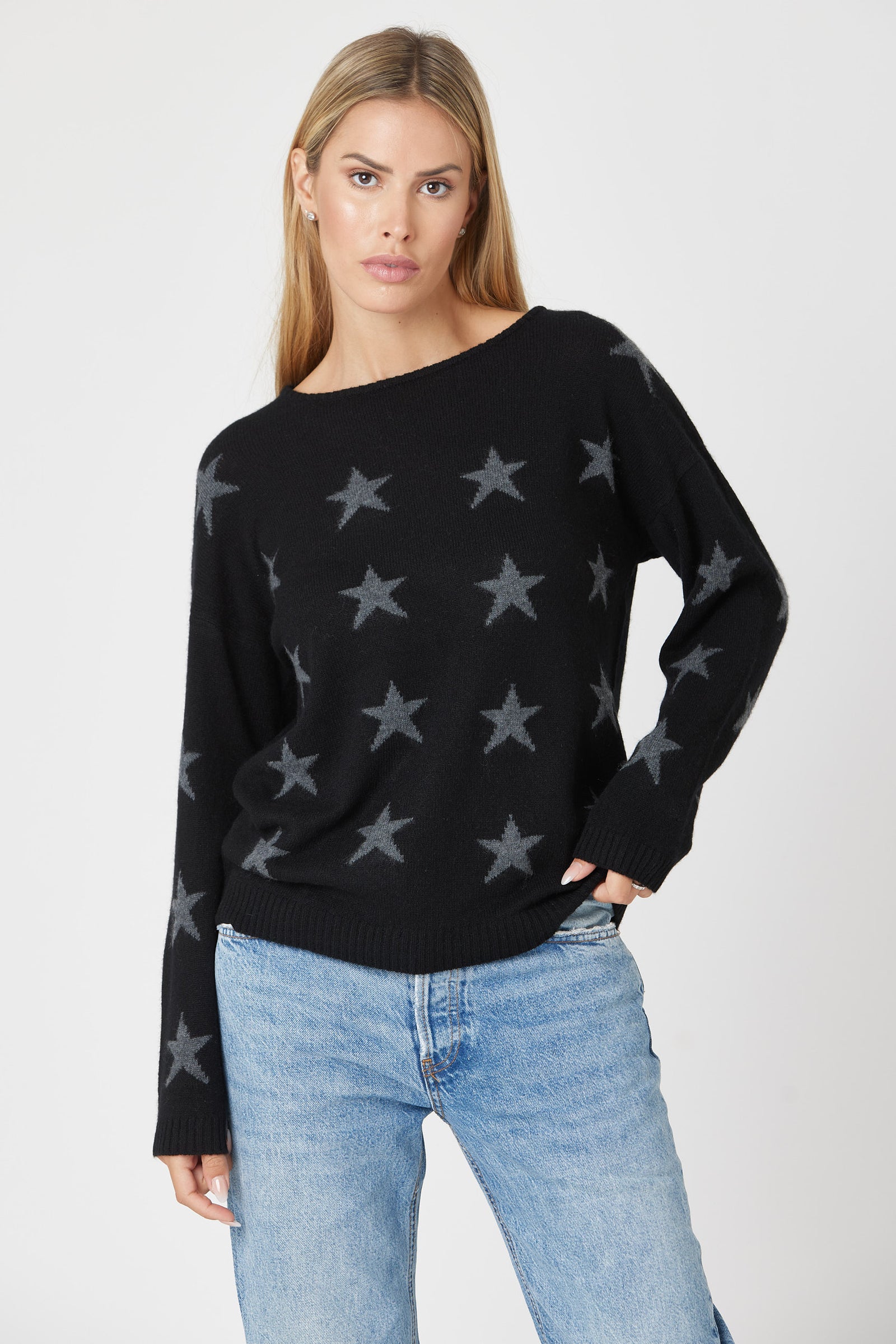 Relaxed Cashmere Star Crew - Nuan Cashmere - classic - elegant - cashmere