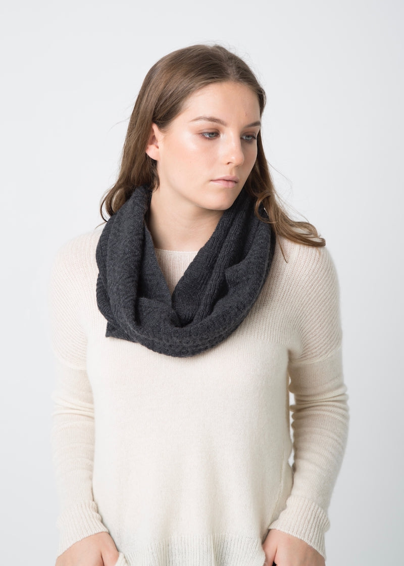 Textured Infinity Scarf - Nuan Cashmere - classic - elegant - cashmere
