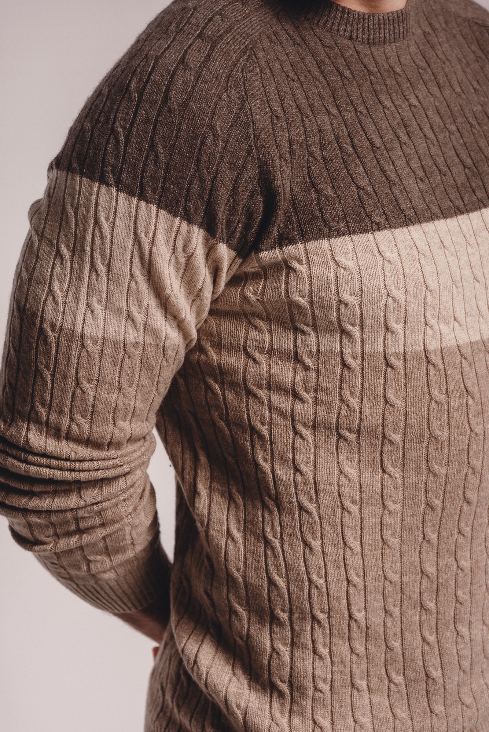 Tri-Colour Cable Sweater - Nuan Cashmere - classic - elegant - cashmere