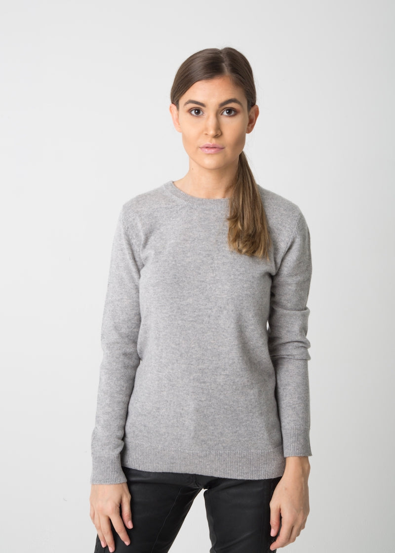 Classic Crew Neck - Nuan Cashmere - classic - elegant - cashmere