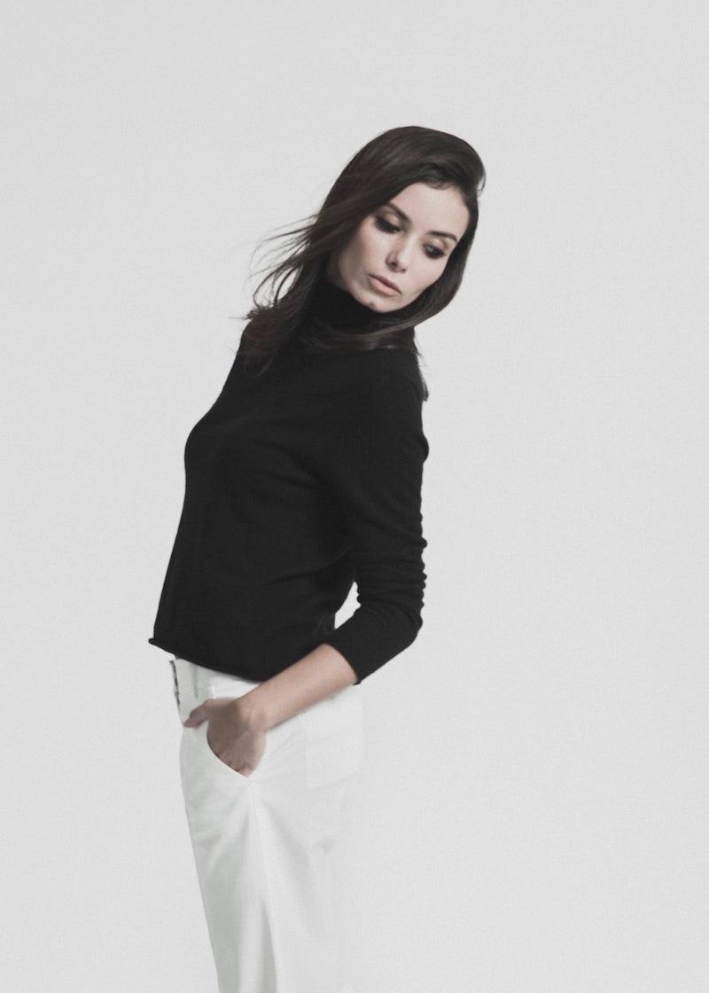 Baby Cashmere Turtleneck - Nuan Cashmere - classic - elegant - cashmere