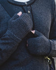 Ribbed knit wrist warmers - Nuan Cashmere - classic - elegant - cashmere