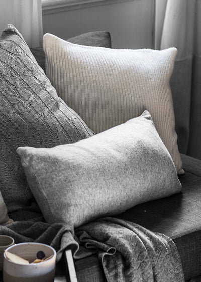 Large Ribbed Cushion - Nuan Cashmere - classic - elegant - cashmere