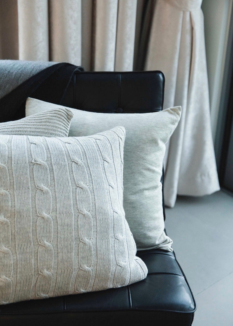 Large Cable Cushion - Nuan Cashmere - classic - elegant - cashmere
